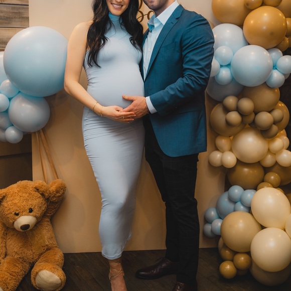 Bumpsuit Maternity Dress - Picture 5 of 7